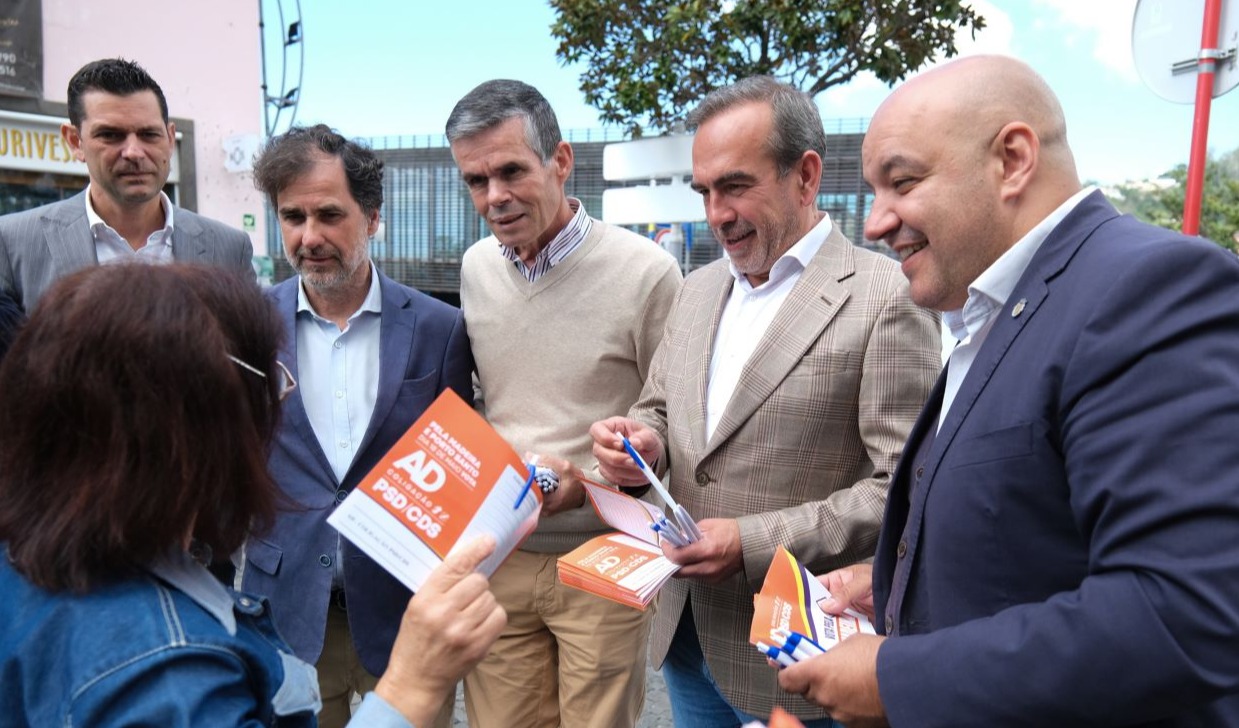 “Temos duas maiorias possíveis: a da AD, que prometeu e está a cumprir e a da oposição, que nada constrói” assinala Pedro Coelho, reforçando o seu compromisso com os mais jovens
